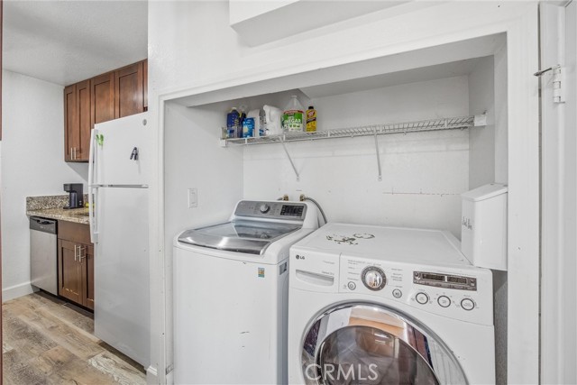 Detail Gallery Image 9 of 31 For 2155 Highpointe Dr #205,  Corona,  CA 92879 - 2 Beds | 2 Baths