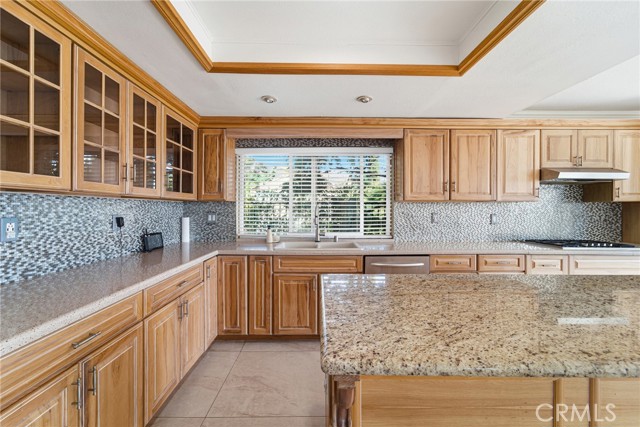 Detail Gallery Image 10 of 50 For 12656 Nola Pl, Granada Hills,  CA 91344 - 4 Beds | 3 Baths