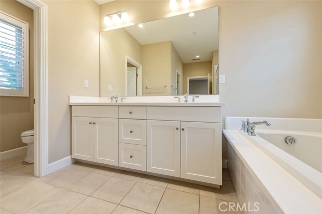 Detail Gallery Image 17 of 28 For 52 Open Range, Irvine,  CA 92602 - 4 Beds | 3 Baths