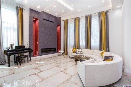 10418 Rubio Avenue, Granada Hills CA: https://media.crmls.org/medias/9c1aa55c-b342-4af4-a6e4-2f56d9c1e29e.jpg