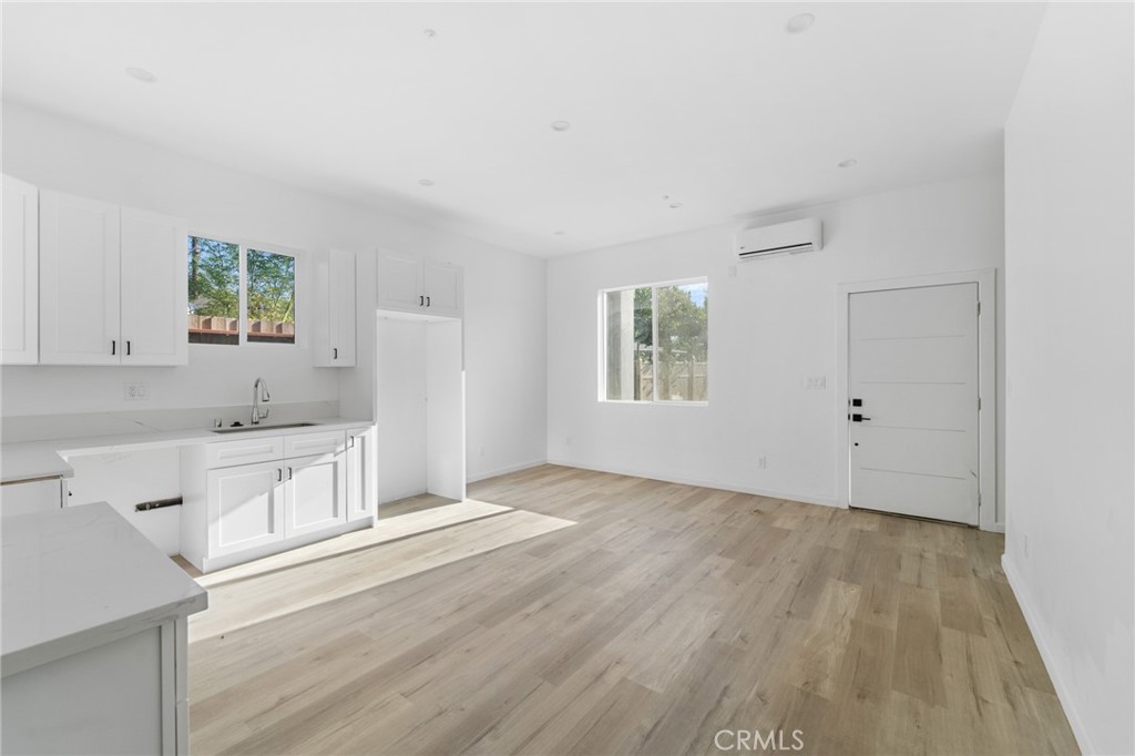 MLS #SR25250308 image #3