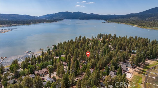 Detail Gallery Image 5 of 34 For 151 N Finch Dr, Big Bear Lake,  CA 92315 - 4 Beds | 2 Baths