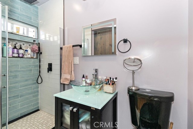 Detail Gallery Image 14 of 22 For 1439 E Artesia Bld, Long Beach,  CA 90805 - 3 Beds | 2 Baths