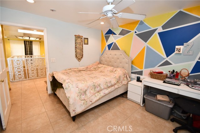 14105 Fonthill Avenue, Hawthorne CA: https://media.crmls.org/medias/9c1c68e9-0299-4298-9006-44d1fa4fee8e.jpg