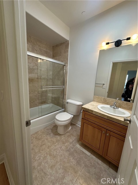 Detail Gallery Image 20 of 25 For 12916 Moorpark St #201,  Studio City,  CA 91406 - 3 Beds | 2 Baths