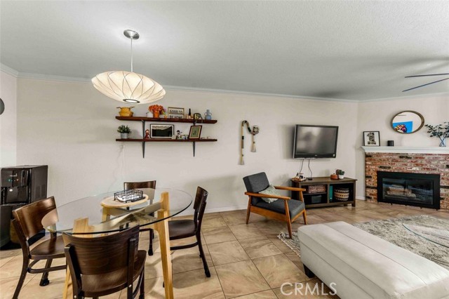 Detail Gallery Image 8 of 31 For 2101 E 21st #212,  Signal Hill,  CA 90755 - 2 Beds | 2 Baths