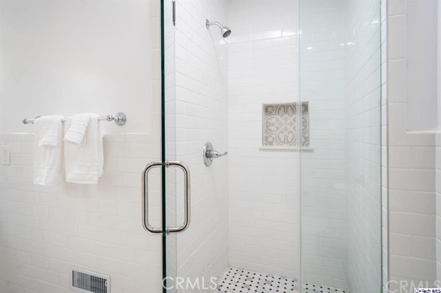 2 Bed Home for Sale in Toluca Lake, California