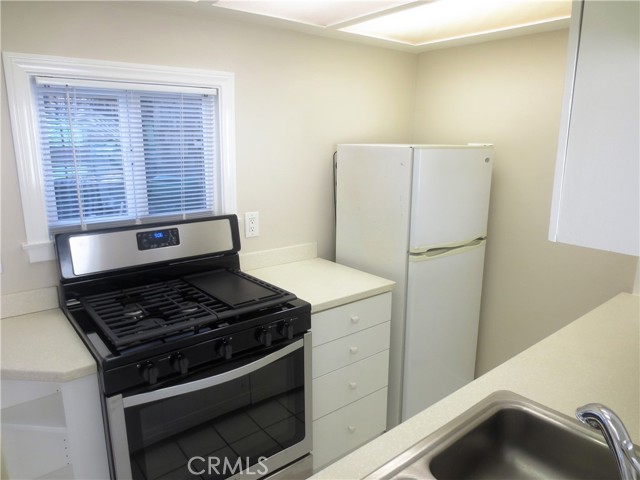 254 Cypress Drive, Laguna Beach CA: https://media.crmls.org/medias/9c1e10f3-cdd5-4408-a8b2-53dee58ea032.jpg