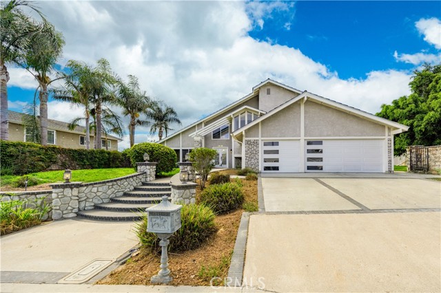 Detail Gallery Image 4 of 59 For 19402 Lemon Hill Dr, North Tustin,  CA 92705 - 4 Beds | 3 Baths