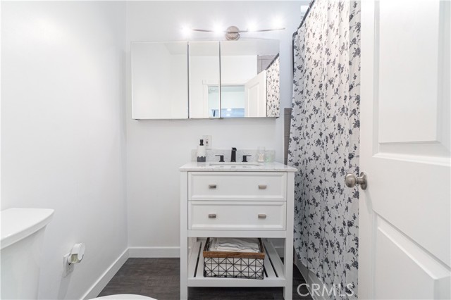 Detail Gallery Image 9 of 18 For 728 Cedar Ave #4,  Long Beach,  CA 90813 - 1 Beds | 1 Baths