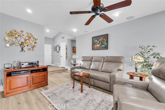 Detail Gallery Image 14 of 36 For 6558 Twinspur Pl, Rancho Cucamonga,  CA 91739 - 3 Beds | 2 Baths