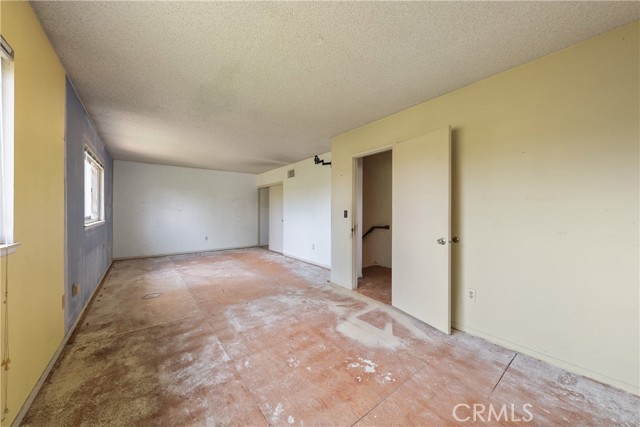 Detail Gallery Image 25 of 38 For 17172 Berlin Ln, Huntington Beach,  CA 92649 - 3 Beds | 2 Baths