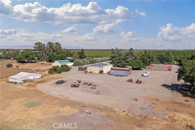 6357 County Road 48, Willows CA: https://media.crmls.org/medias/9c209bab-46df-4c3e-a7fd-b50948d56671.jpg