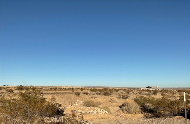 Detail Gallery Image 10 of 14 For 29000 Frontier, Helendale,  CA 92342 - – Beds | – Baths