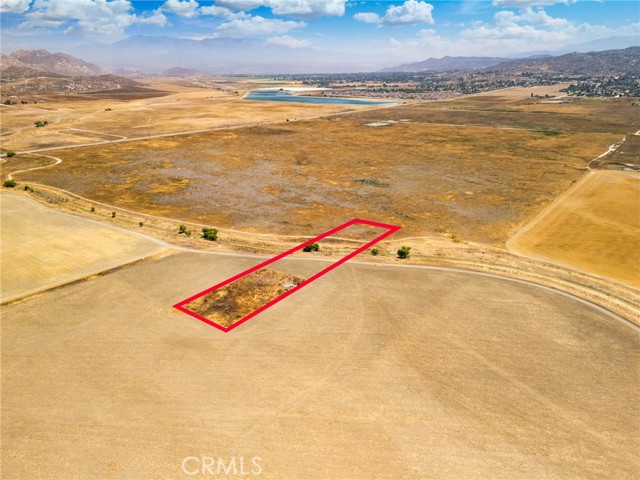 27200 San Jacinto, Perris CA: https://media.crmls.org/medias/9c216459-987b-424e-a1bd-994d9e8573ee.jpg