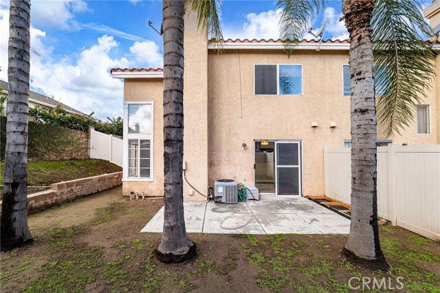 Detail Gallery Image 27 of 42 For 1120 Portofino Ct #104,  Corona,  CA 92881 - 3 Beds | 2/1 Baths