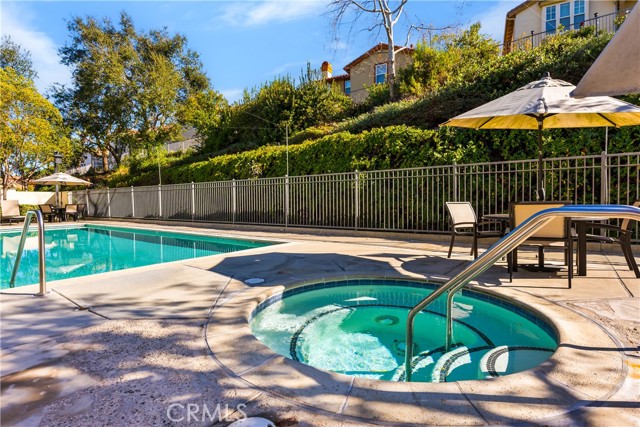 Detail Gallery Image 36 of 58 For 4591 Camino Del Sol, Calabasas,  CA 91302 - 4 Beds | 4 Baths