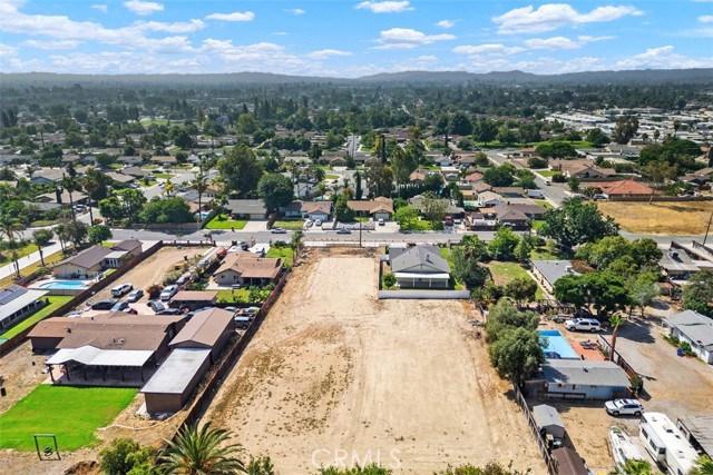 9261 Duncan, Riverside CA: https://media.crmls.org/medias/9c224a60-6c39-4bb2-b91b-50b62df1dba4.jpg