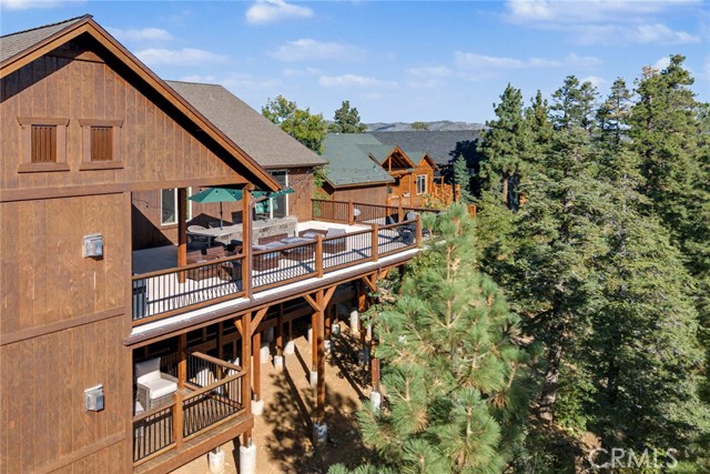 1658 Tuolumne Road, Big Bear City CA: https://media.crmls.org/medias/9c230162-19ef-45d7-a70b-18aa44b1d79b.jpg