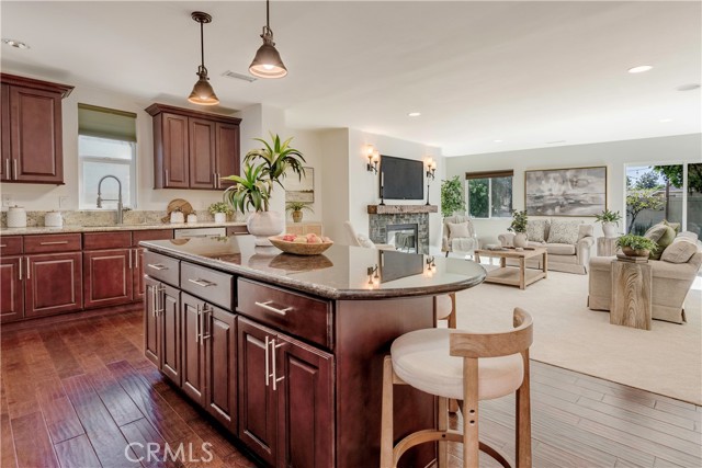 2019 Charlemagne Avenue photo 12