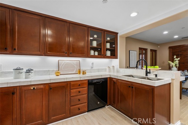 Image 12 of 37 For 195 Lockford