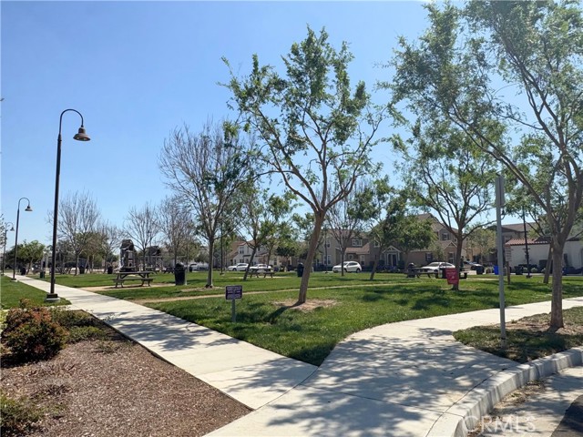 Detail Gallery Image 18 of 18 For 2848 E Berry Loop Privado, Ontario,  CA 91761 - 1 Beds | 1/1 Baths