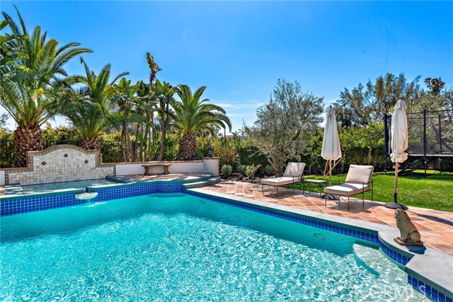 1 Overlook Drive, Ladera Ranch CA: https://media.crmls.org/medias/9c26bbf0-65a1-417e-a28d-f314c3783fb2.jpg