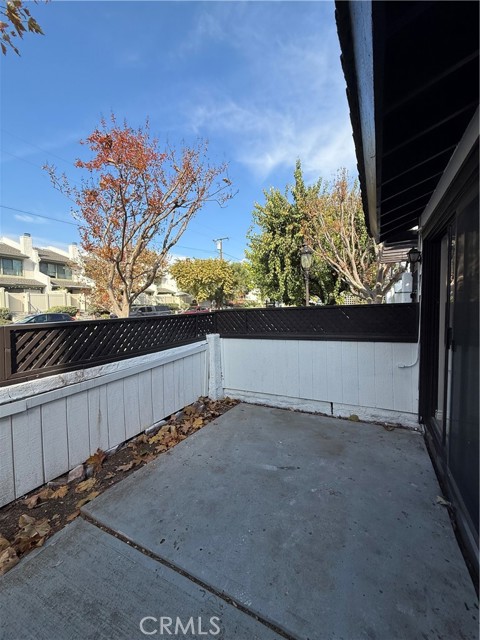 Detail Gallery Image 17 of 26 For 5250 Colodny Dr #22,  Agoura Hills,  CA 91301 - 1 Beds | 1/1 Baths