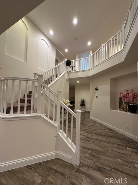 7297 Cobble Creek Drive, Eastvale CA: https://media.crmls.org/medias/9c27b090-76c9-4a08-a116-3fb542788d50.jpg