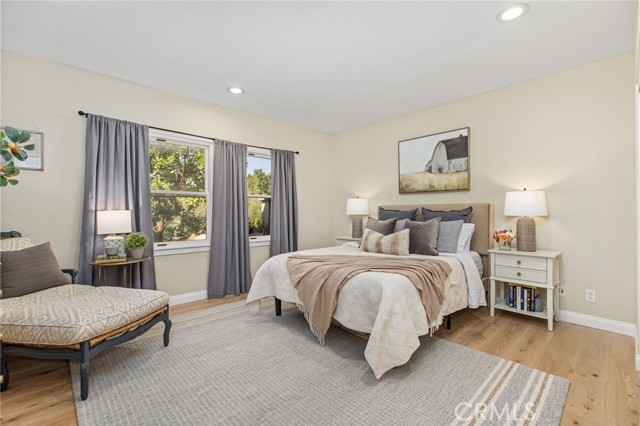 4 Golden Meadow Lane, Fallbrook CA: https://media.crmls.org/medias/9c284069-58b4-466e-8427-1bcc2b8b8e89.jpg