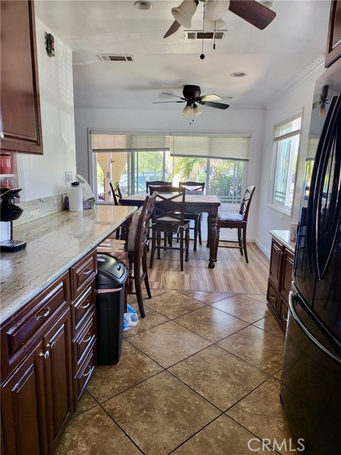 Detail Gallery Image 7 of 8 For 644 S California, West Covina,  CA 91790 - 3 Beds | 2 Baths