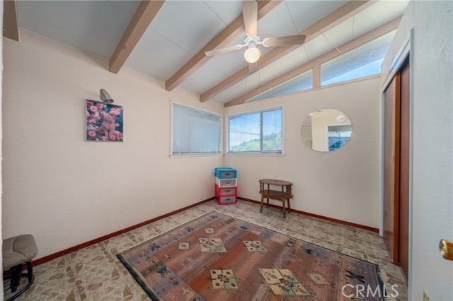 6828 Frontage Road, Lucerne CA: https://media.crmls.org/medias/9c296f3e-e9f1-4b7d-a833-d2a11ef9e612.jpg