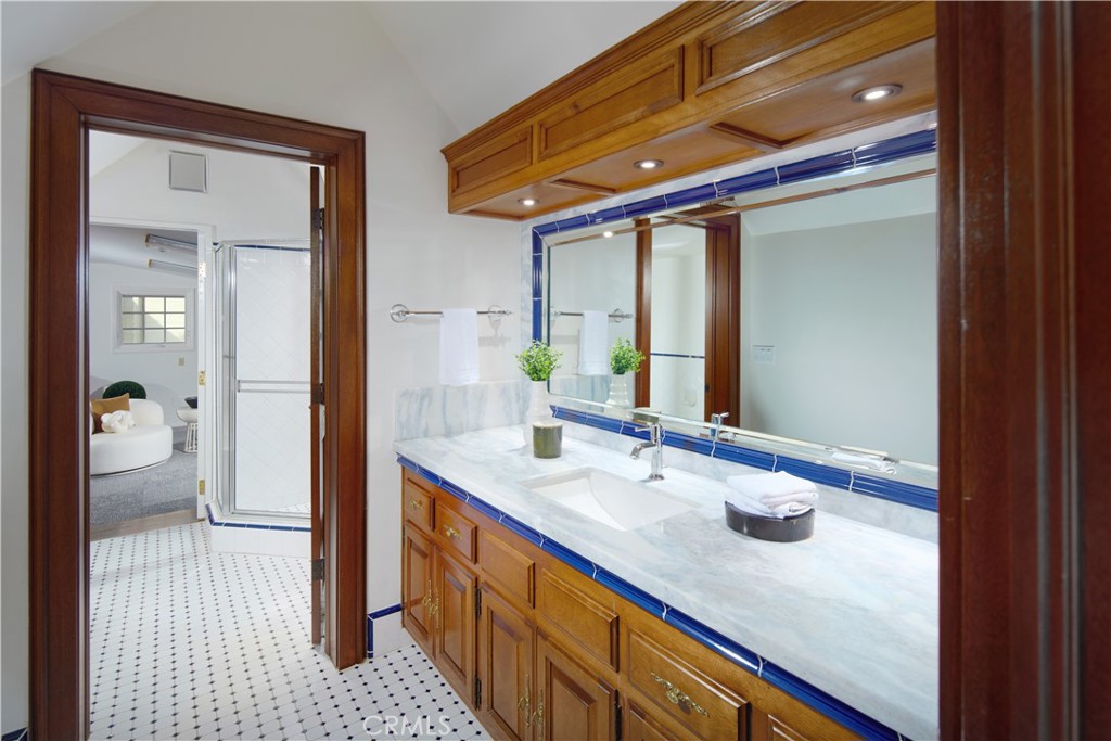 9c29a7ba A9a6 4752 827d 556d122fe747