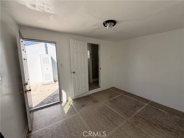 Detail Gallery Image 14 of 16 For 12140 Lowemont, Norwalk,  CA 90650 - 2 Beds | 1 Baths