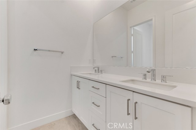 Detail Gallery Image 28 of 53 For 26712 Afton Ln, Valencia,  CA 91381 - 4 Beds | 3/1 Baths