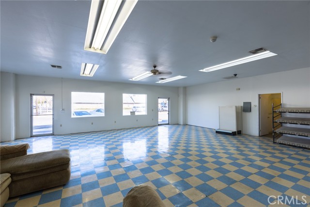 Image 9 of 34 For 609 7th Street