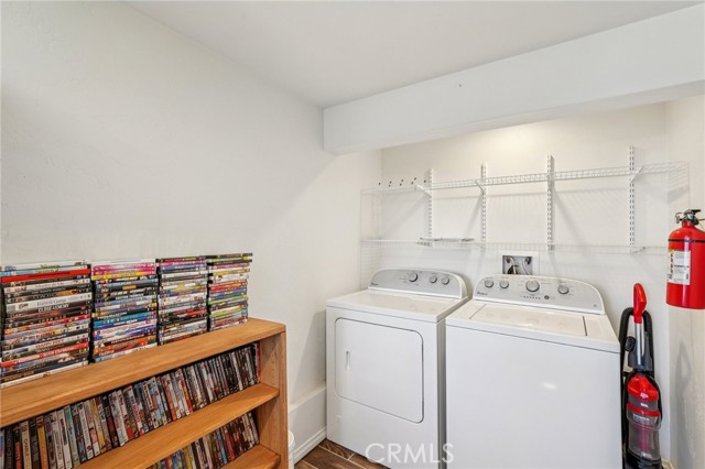 Detail Gallery Image 17 of 24 For 2409 Spring Oak Dr, Running Springs,  CA 92382 - 2 Beds | 2 Baths