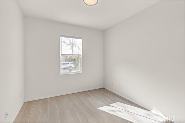 Detail Gallery Image 9 of 30 For 3231 E La Avenida, Ontario,  CA 91761 - 4 Beds | 3 Baths