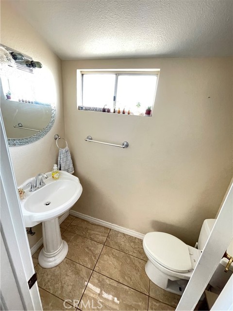 1675 Maple Drive, Chula Vista, California 91911, 3 Bedrooms Bedrooms, ,4 BathroomsBathrooms,Residential,For Sale,Maple Drive,SW24082836