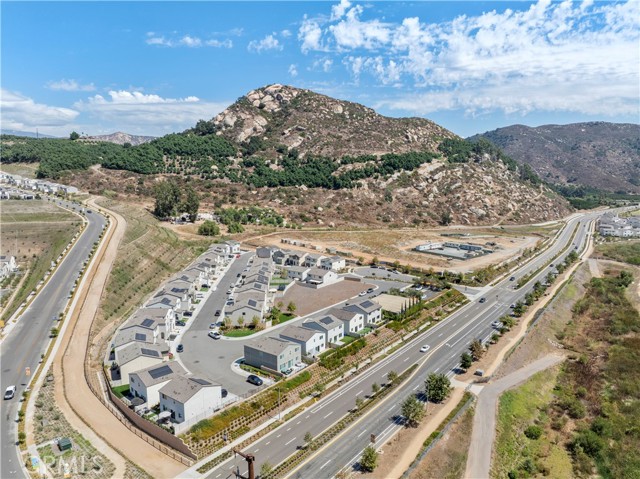 35060 Hacienda, Fallbrook CA: https://media.crmls.org/medias/9c2c4f55-2c5d-40e9-aa77-791fbe848e3c.jpg