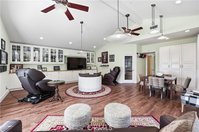 Detail Gallery Image 27 of 71 For 21911 Yellowstone, Lake Forest,  CA 92630 - 4 Beds | 3 Baths