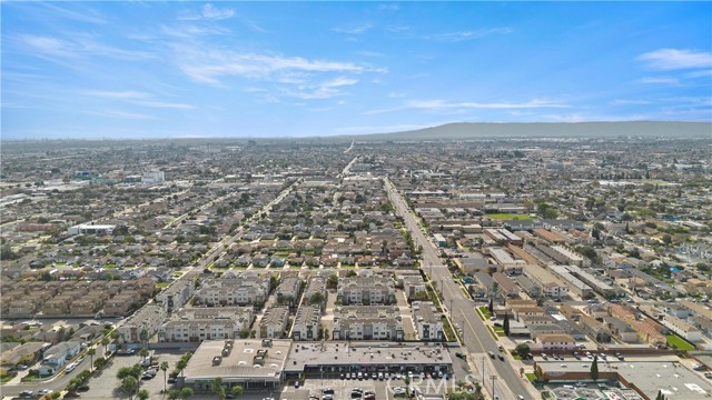 Detail Gallery Image 33 of 37 For 14404 Kiwi Ln #6,  Gardena,  CA 90247 - 4 Beds | 3/1 Baths