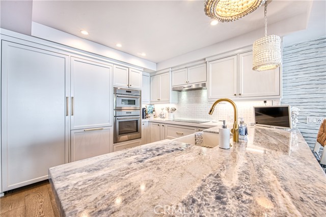 Detail Gallery Image 5 of 30 For 3121 W Coast Hwy 7ab,  Newport Beach,  CA 92663 - 3 Beds | 2 Baths