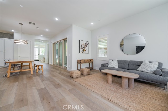 Detail Gallery Image 8 of 21 For 53 Lunar, Irvine,  CA 92618 - 4 Beds | 4/1 Baths