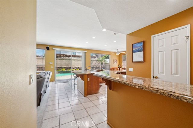 6586 Manzanita Court, Chino CA: https://media.crmls.org/medias/9c2e9844-2ad9-4b3c-b1fa-314d14ed92f6.jpg