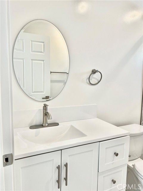 Detail Gallery Image 12 of 21 For 9645 Dale Ave, Sunland,  CA 91040 - 2 Beds | 2 Baths