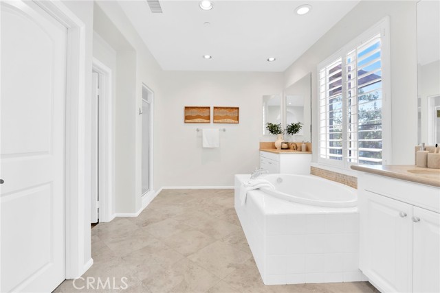 873 Terrace Lane W, Diamond Bar CA: https://media.crmls.org/medias/9c306d9a-1e55-434d-88b0-4355e6d2bdc3.jpg