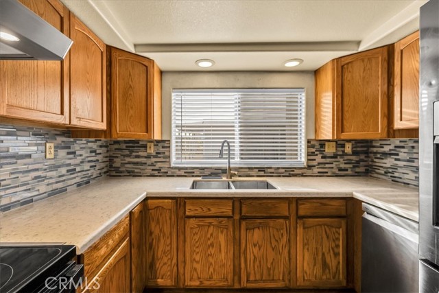 Detail Gallery Image 14 of 38 For 6636 Sahara, Twentynine Palms,  CA 92277 - 3 Beds | 2 Baths