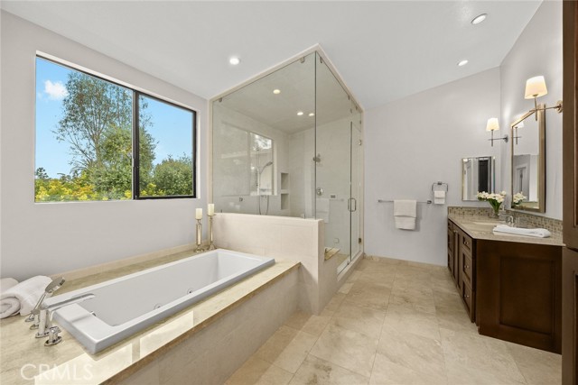 Detail Gallery Image 23 of 59 For 1916 via Visalia, Palos Verdes Estates,  CA 90274 - 6 Beds | 5/2 Baths