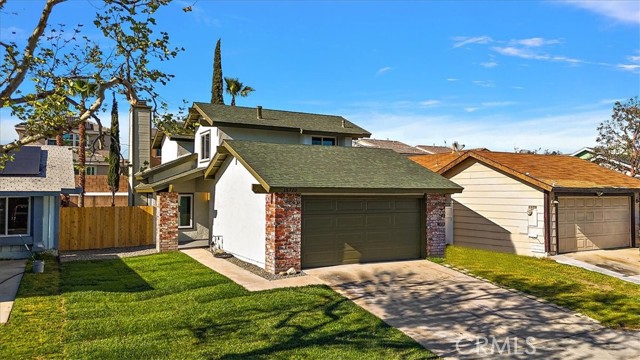 Detail Gallery Image 3 of 35 For 15710 Monica Ct, Fontana,  CA 92336 - 4 Beds | 2/1 Baths
